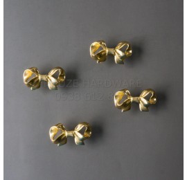 Thế Giới Tay Nắm